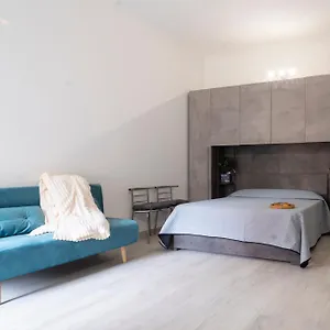 Ihost - Cislaghi 4 Milano